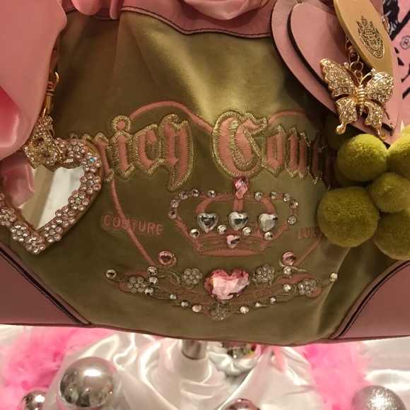 Rare 🦄pink 💖and green 💚velvet daydreamer ☁️ - Picture 4 of 15